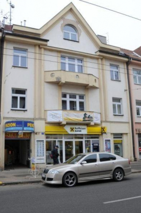 Гостиница Penzion Pupendo  Градец-Кралове